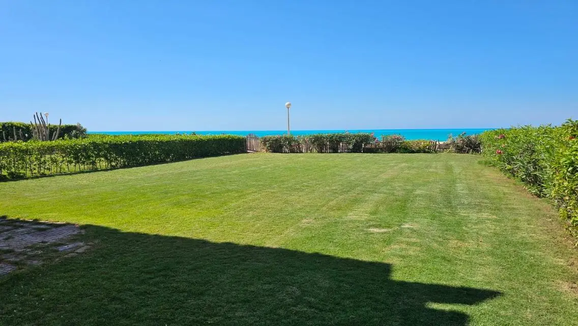 Luxury Villa for Sale with Stunning View and Spacious Layout