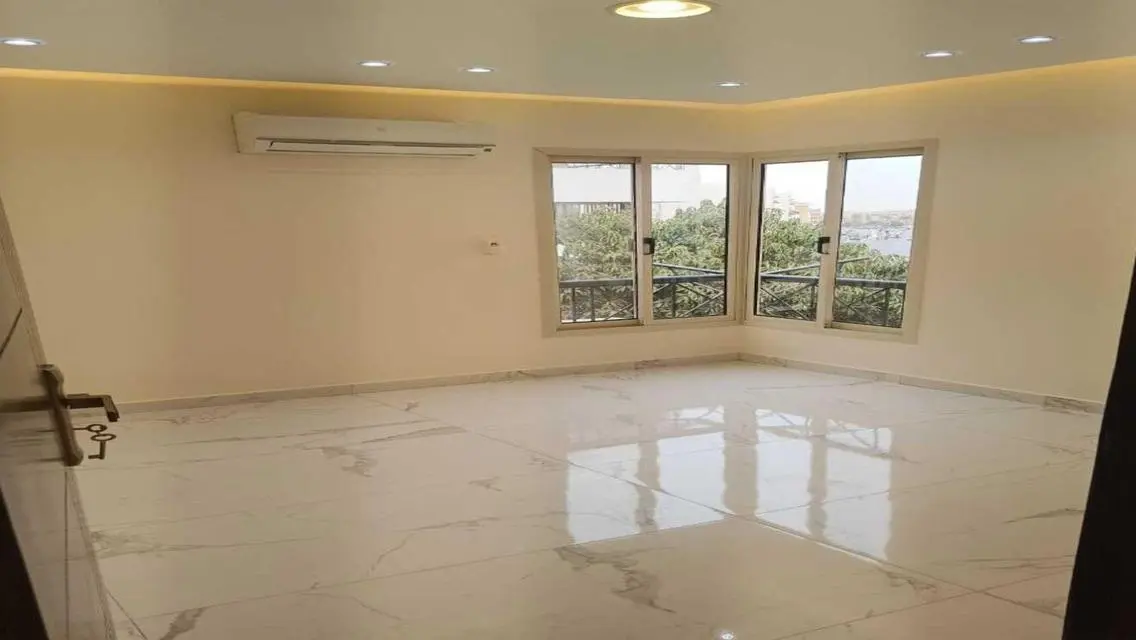 Luxury Apartment for Rent - 90 Square Meters in the Heart of the City