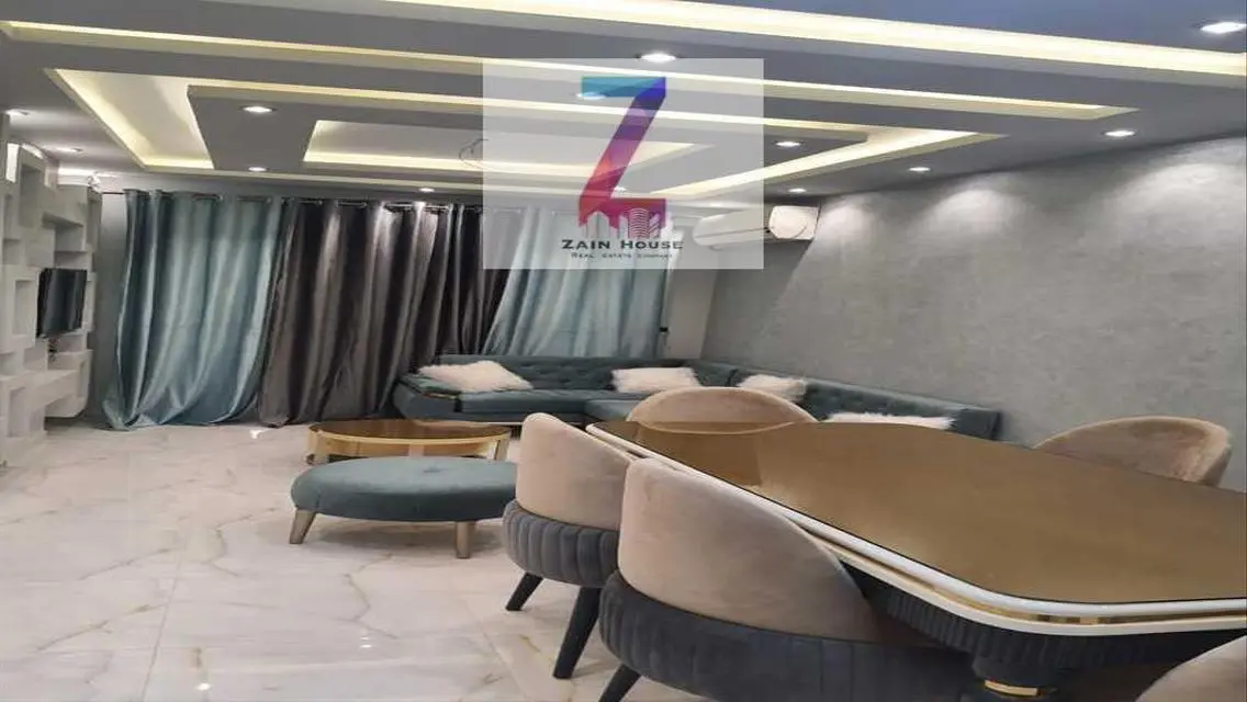 شقة رائعة 120 متر مع شرفة وخزائن حائط