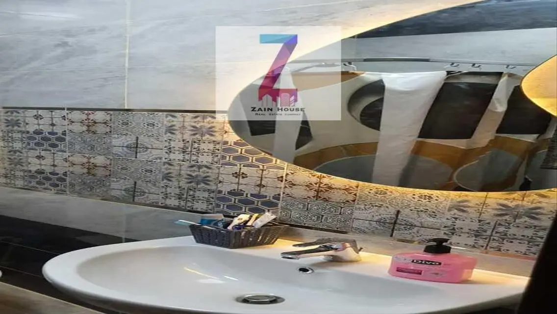 Luxury Apartment for Sale with Equipped Kitchen and Beautiful View