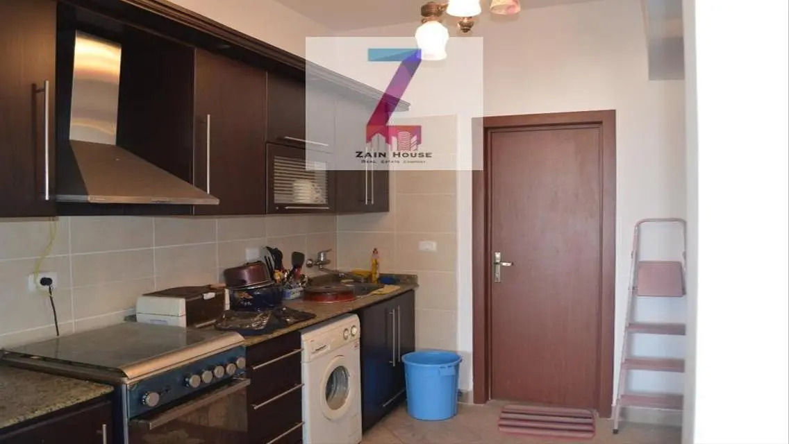 Luxury Apartment in a Prime Location with Balcony and Shared Pool