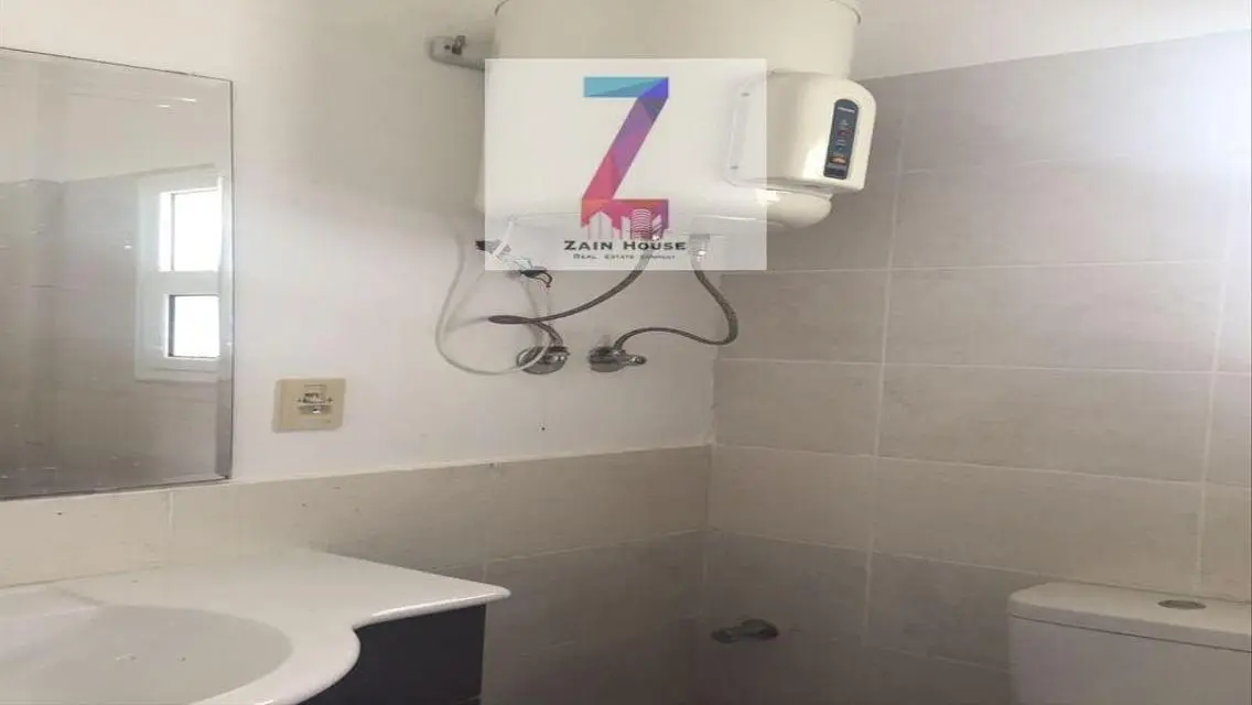 Luxury Apartment in a Prime Location with Balcony and Shared Pool