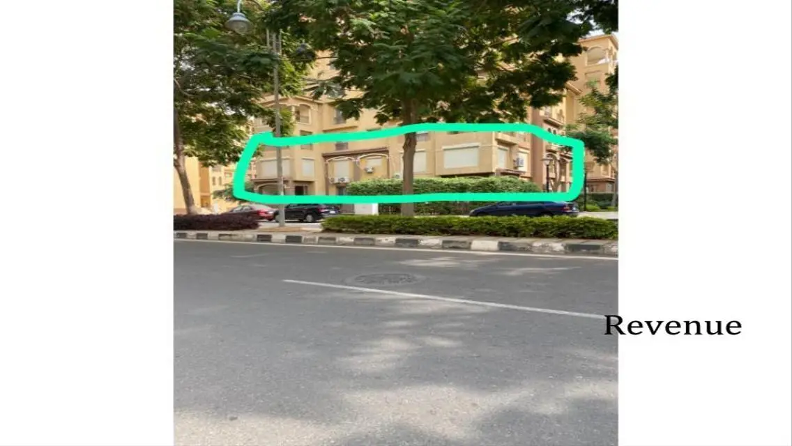 Luxury Apartment for Sale with Spacious Area in a Prime Location