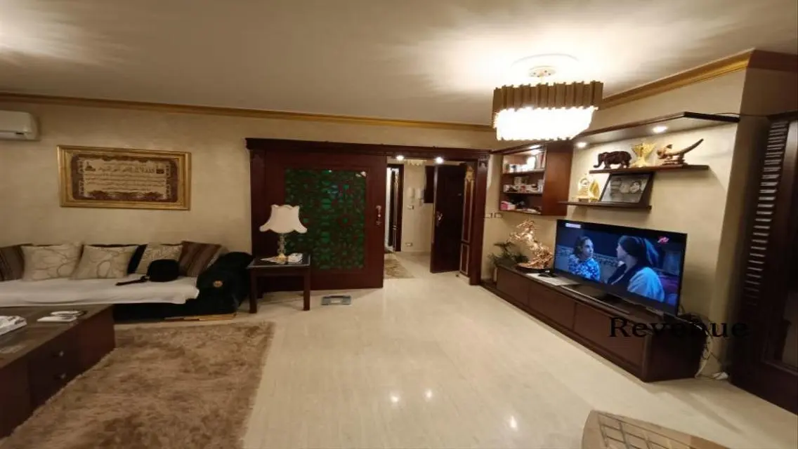 Luxury Apartment for Sale with Spacious Area in a Prime Location