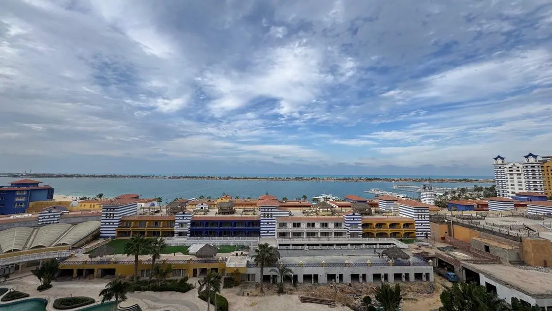 Luxury Apartment for Sale - 2 Meters, Priced at 6,500,000