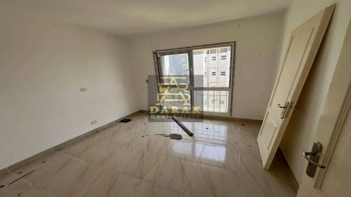 شقة فاخرة -115-B14 للبيع