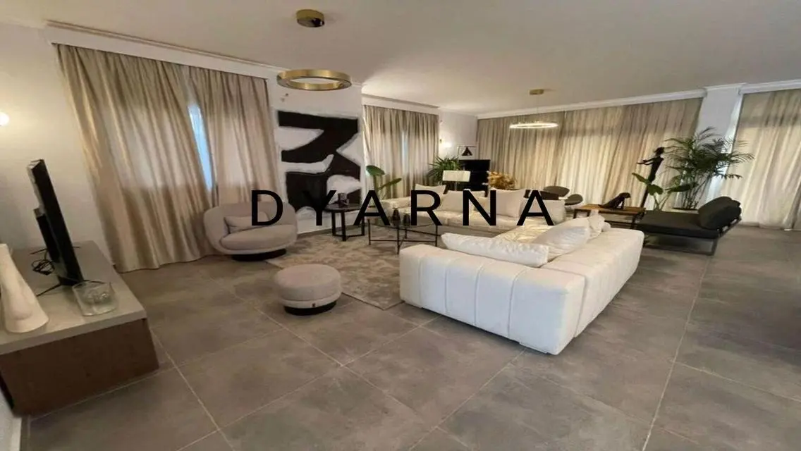 Luxury Apartment in Jadie Park Priced at 17 Million