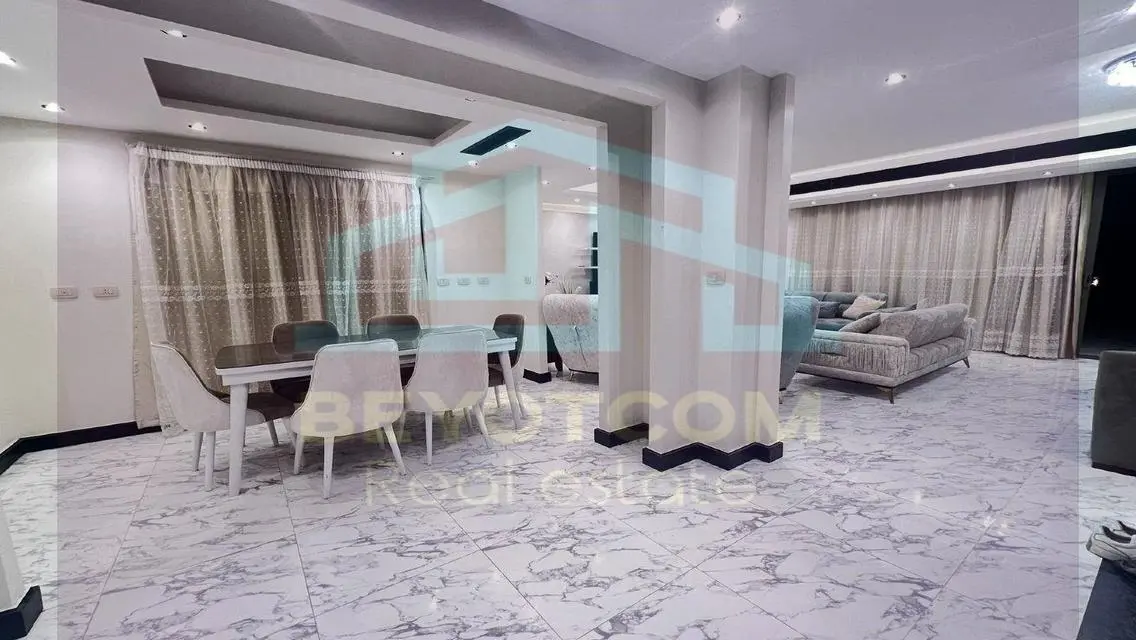 Luxurious Apartment with Private Garden and Stunning View