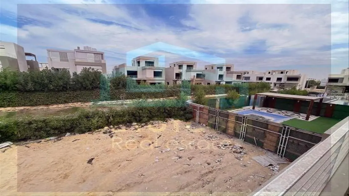 Luxurious Villa for Sale in Prime Location