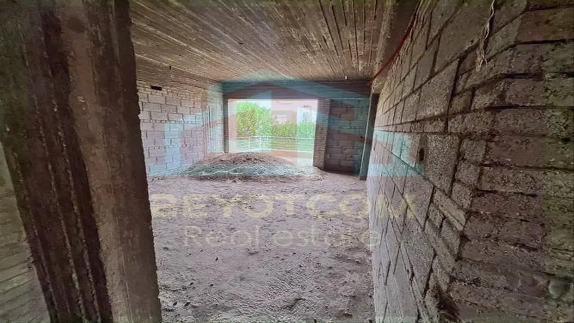 Luxurious Villa for Sale in Prime Location