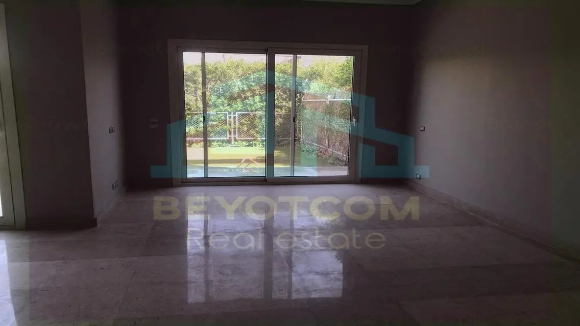 Luxurious Villa with Spacious Layout and Stunning Views