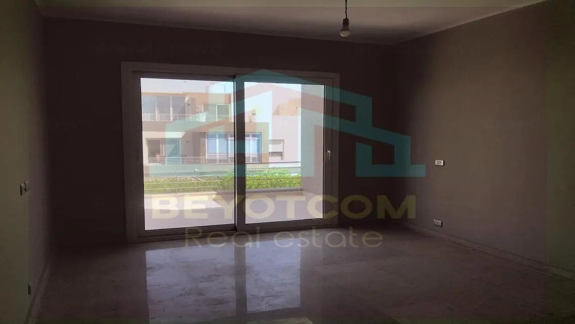 Luxurious Villa with Spacious Layout and Stunning Views