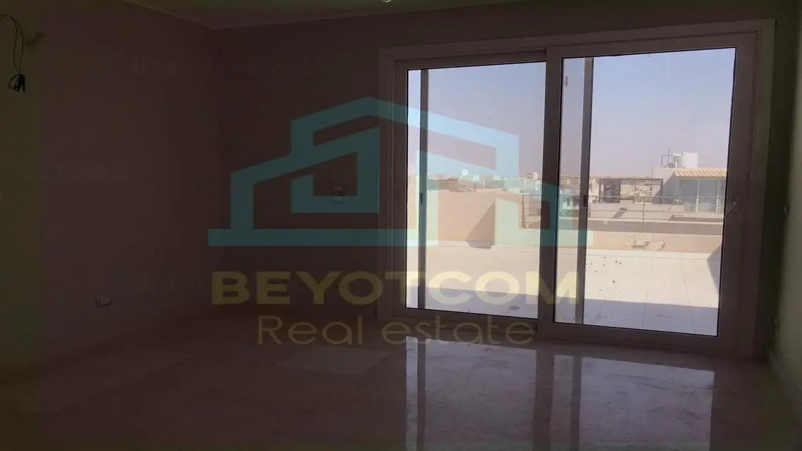 Luxurious Villa with Spacious Layout and Stunning Views