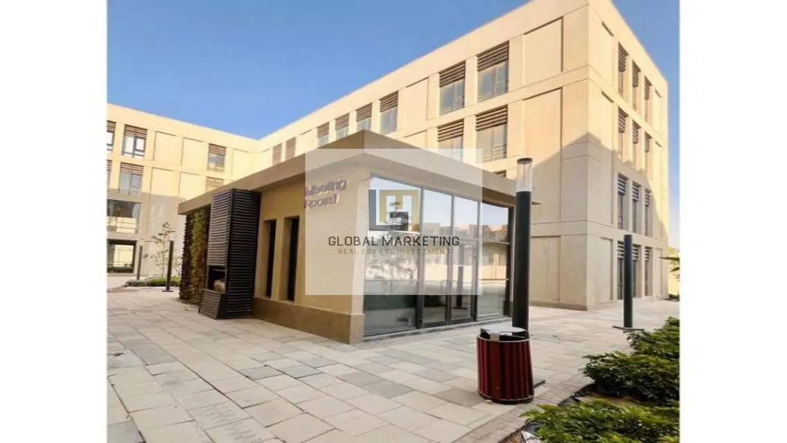 شقة مميزة بمساحة 300 متر، بسعر مغري