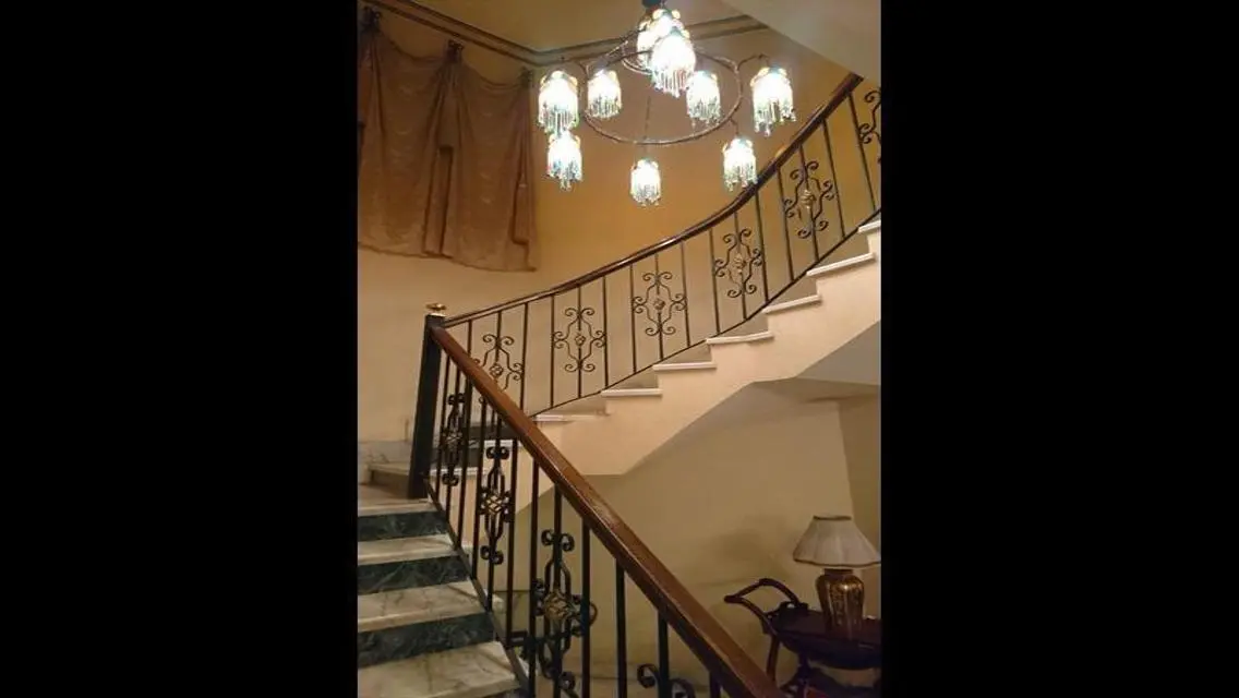 فيلا فاخرة للبيع في التجمع الخامس