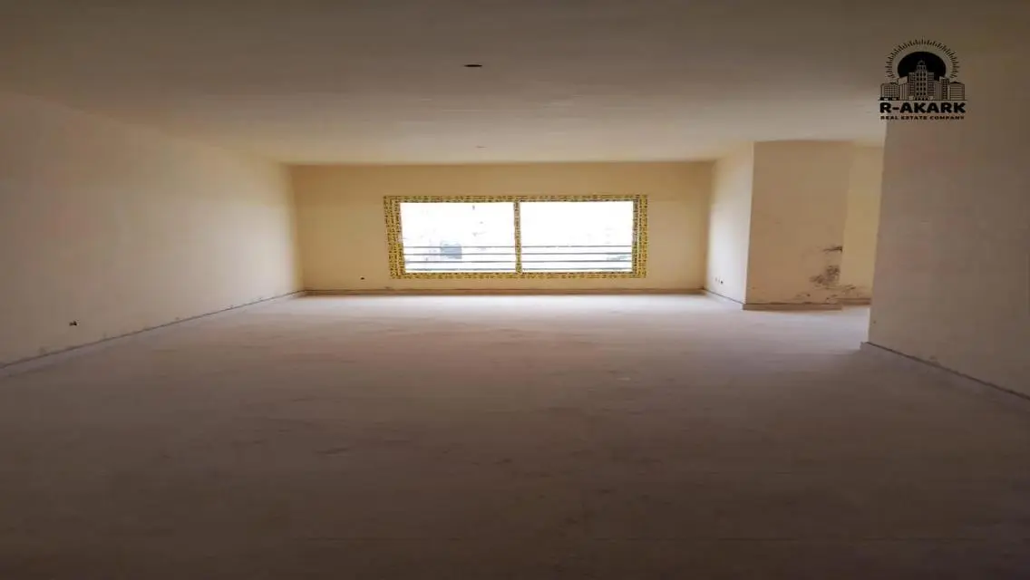 Modern Apartment for Sale - 350 Sq M in Prime Location