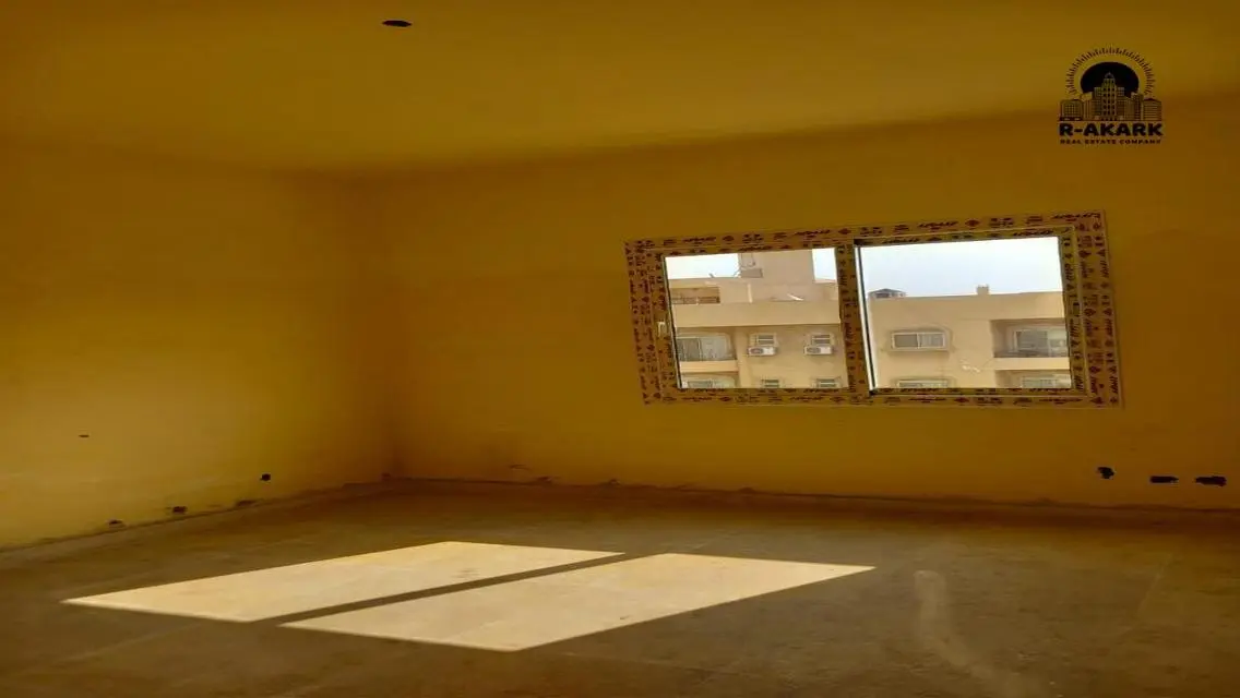 Modern Apartment for Sale - 350 Sq M in Prime Location