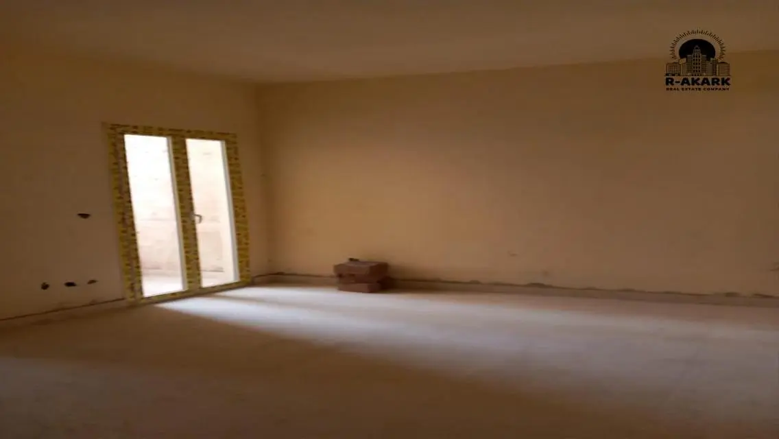 Modern Apartment for Sale - 350 Sq M in Prime Location