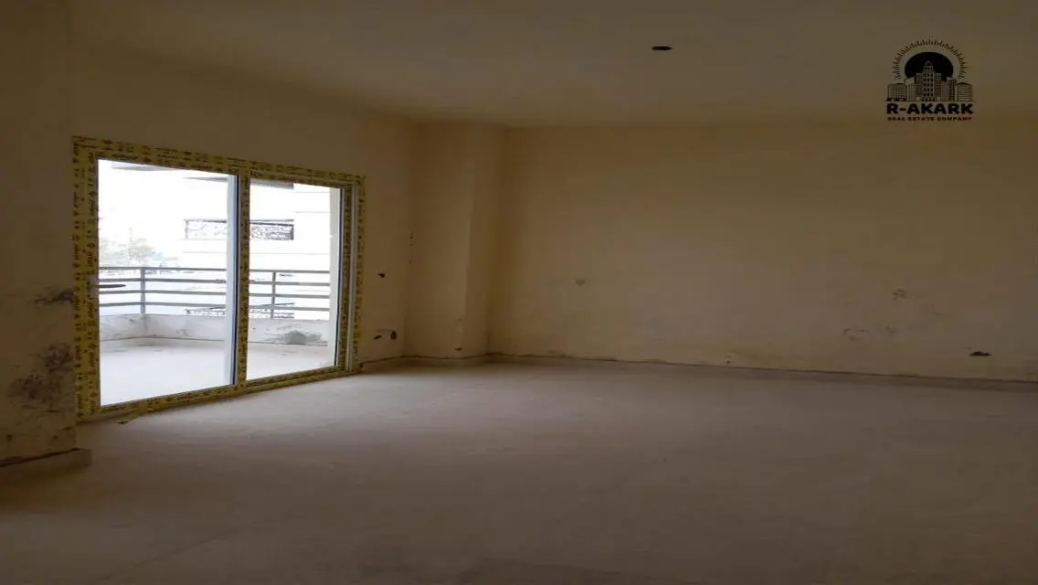Modern Apartment for Sale - 350 Sq M in Prime Location