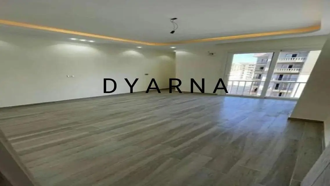 شقة فاخرة في مجمع سكني مميز