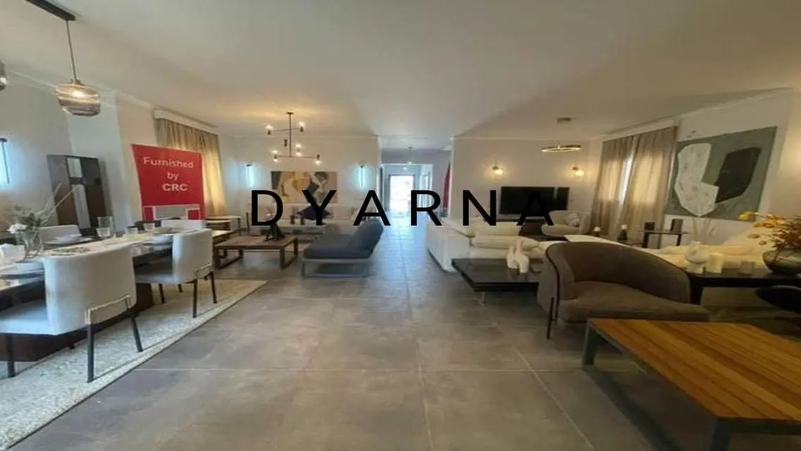 شقة فاخرة في مجمع سكني مميز