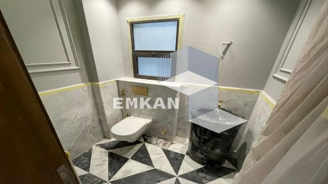 شقة فاخرة للبيع بمساحة واسعة