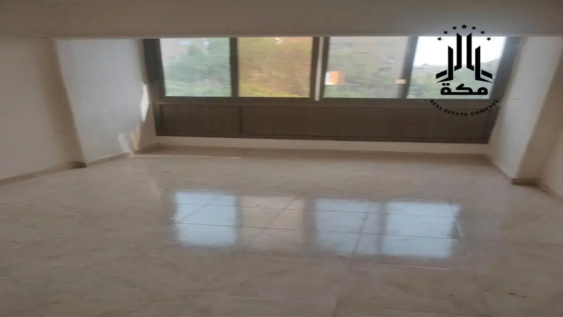 Luxurious Apartment for Rent with Spacious Area