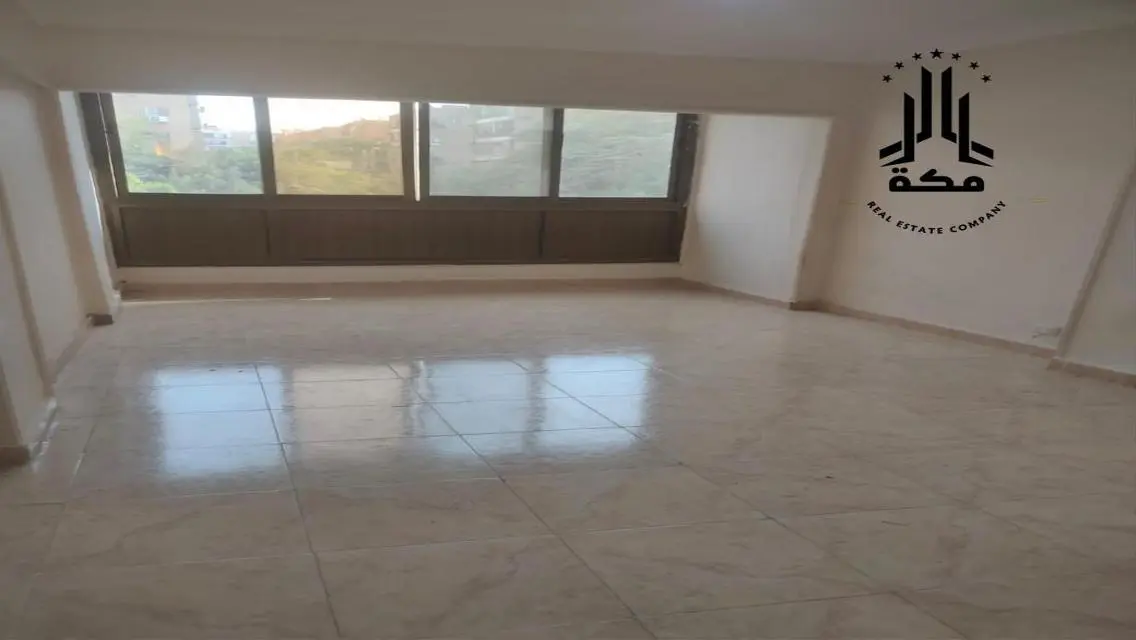 Luxurious Apartment for Rent with Spacious Area