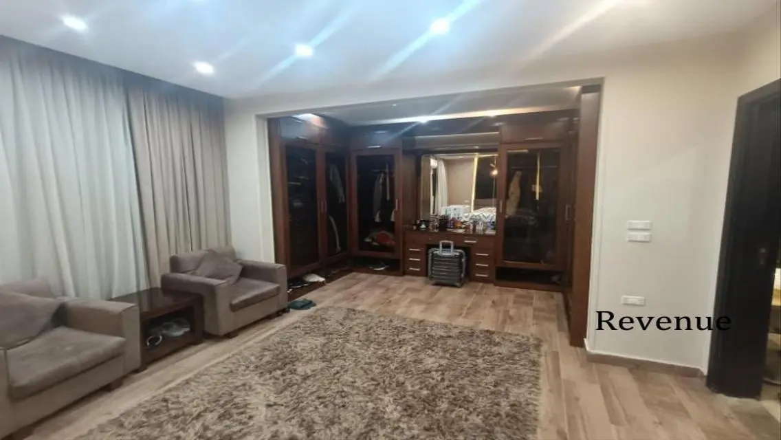 Luxury Villa for Sale with Private Garden - 400 sqm