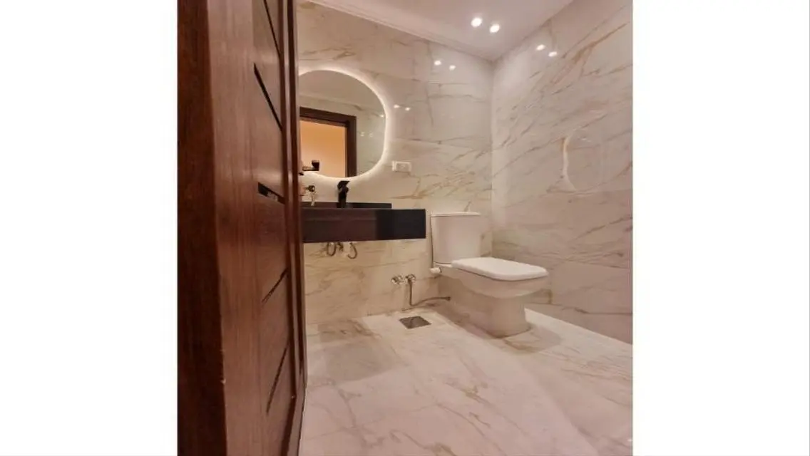 Luxury Apartment with Balcony and Shared Gym