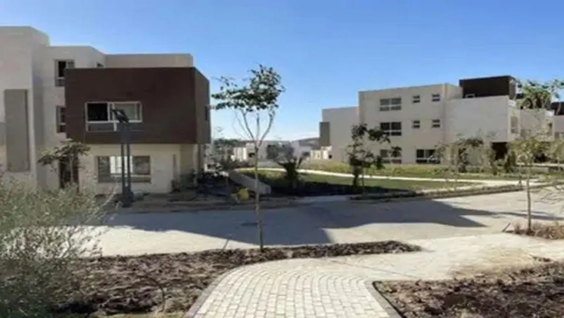Luxury Villa for Sale with Private Garden and Pool - 4,800,000 EGP