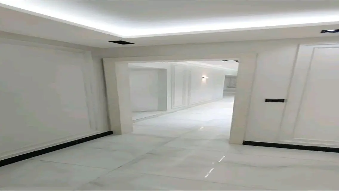 فيلا فاخرة بمساحة 375 متر للبيع