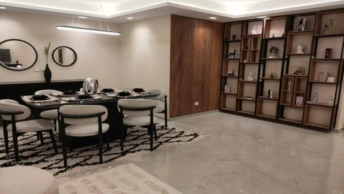 منزل فخم للبيع بسعر مغري