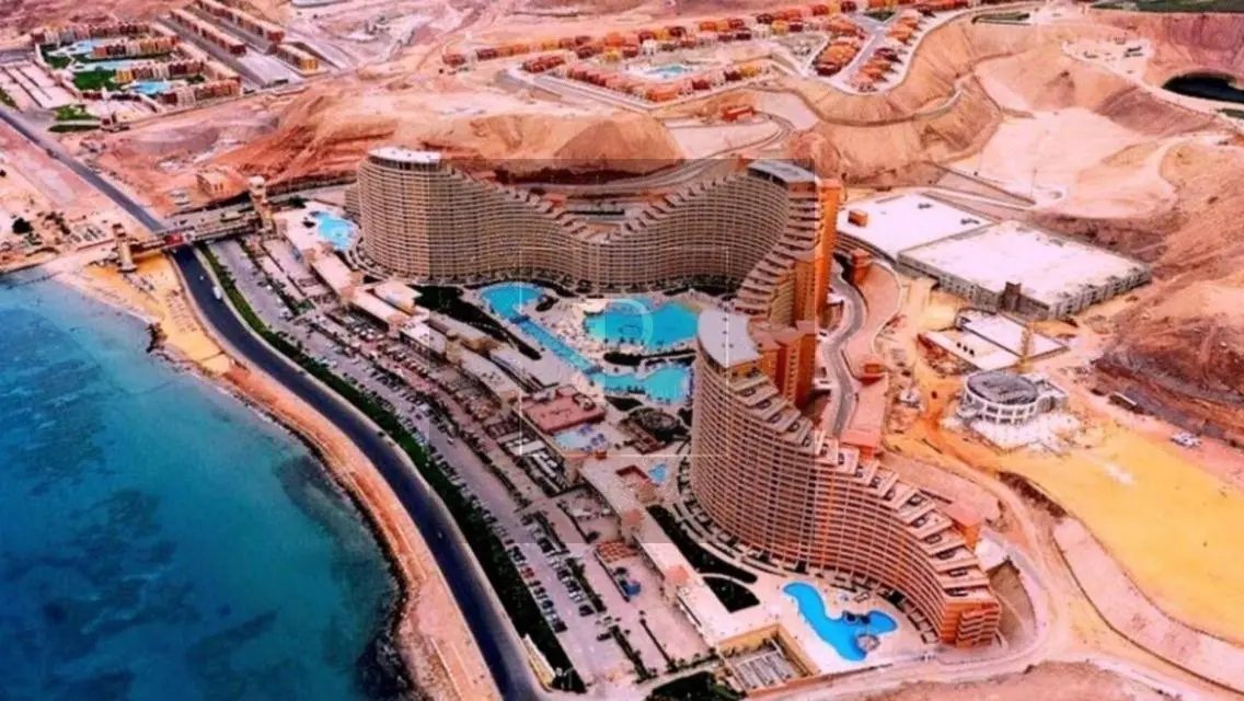 شقة فاخرة بمساحة 130 متر ومطل رائع