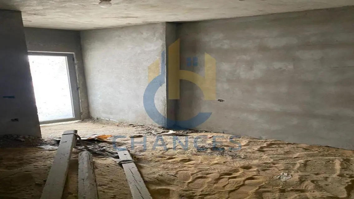 Unique Investment Opportunity in a Property with Meter Space