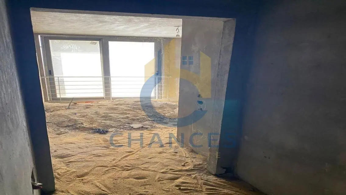 Unique Investment Opportunity in a Property with Meter Space