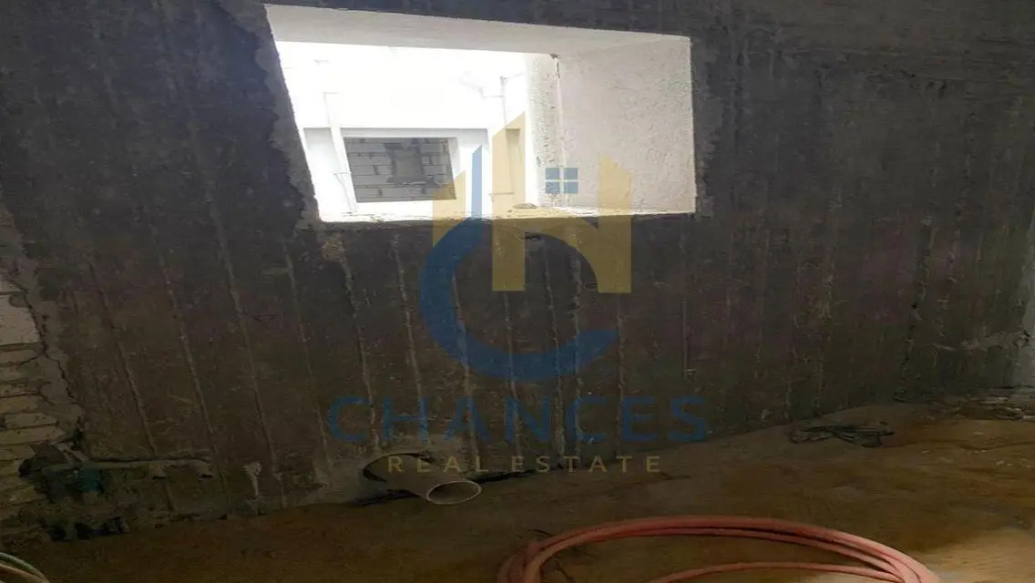 Unique Investment Opportunity in a Property with Meter Space