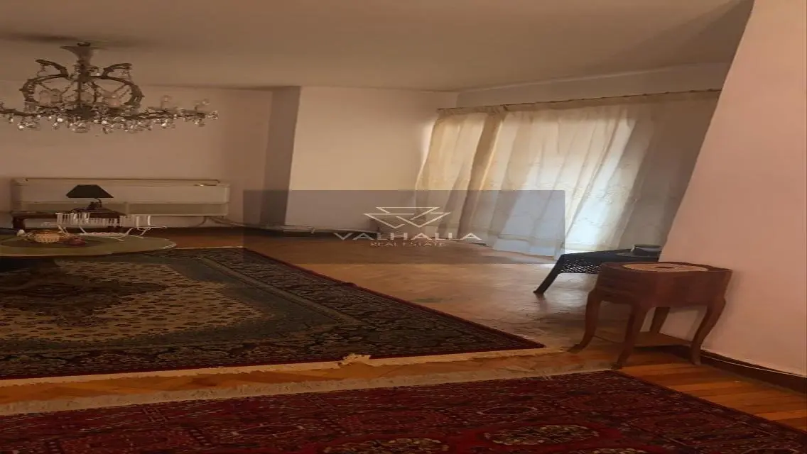 شقة فاخرة للبيع مع جميع وسائل الراحة