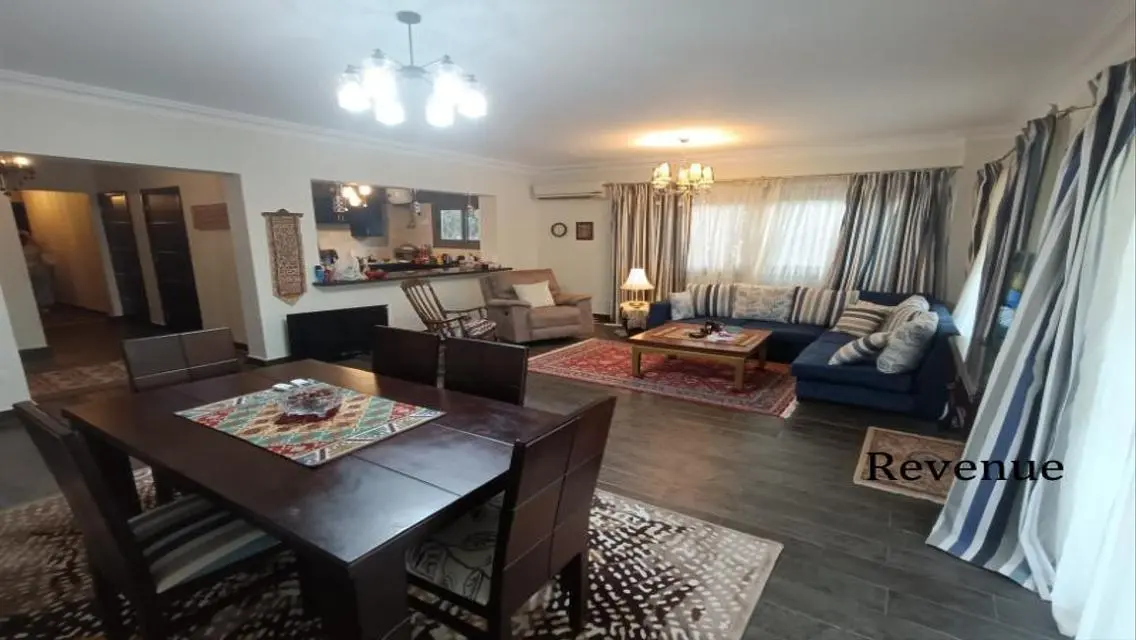 Luxurious Apartment in Taj City