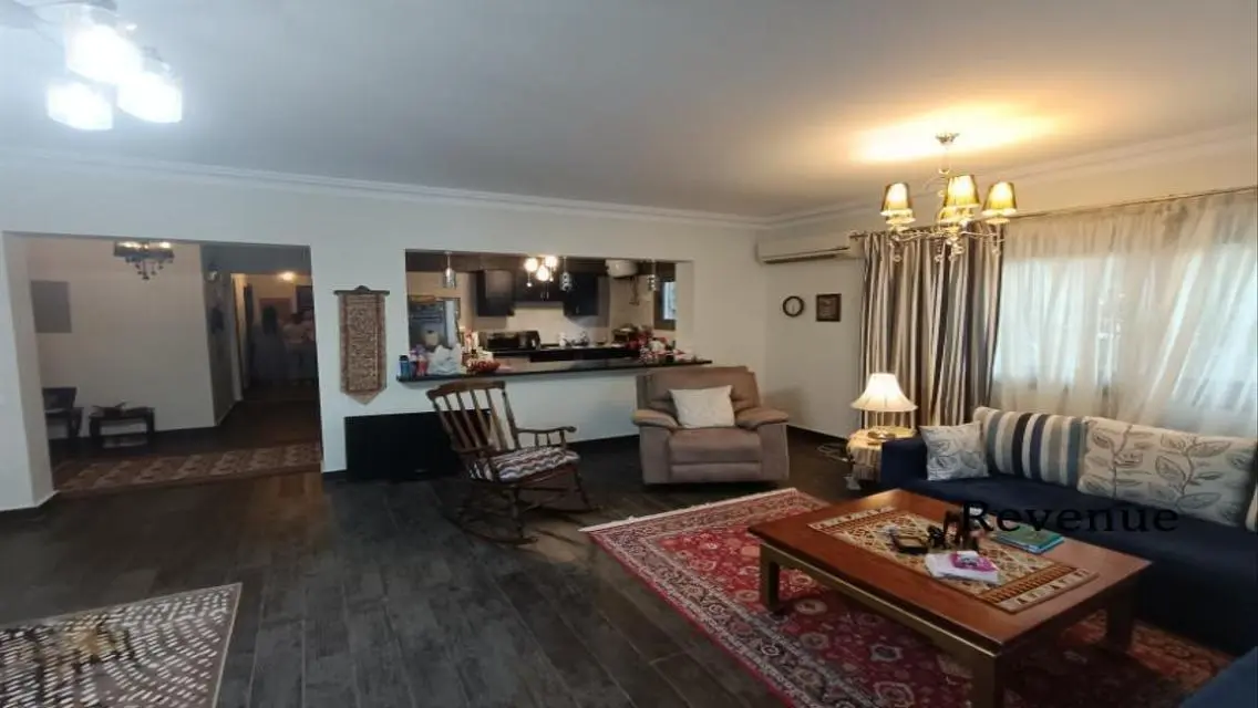 Luxurious Apartment in Taj City