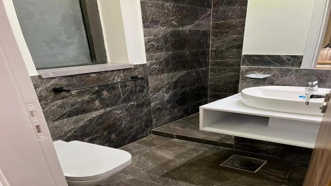 Stunning Apartment for Sale in Code Lake 330