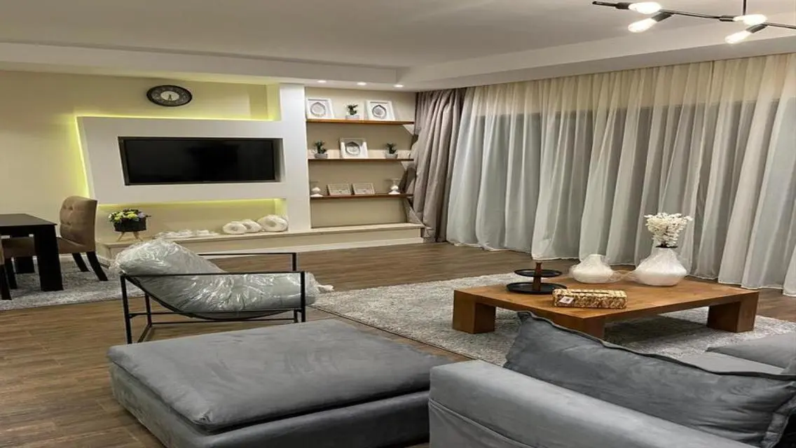 Stunning Apartment for Sale in Code Lake 330