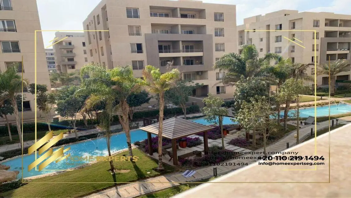 شقة فاخرة بمساحة 274 متر مربع للبيع