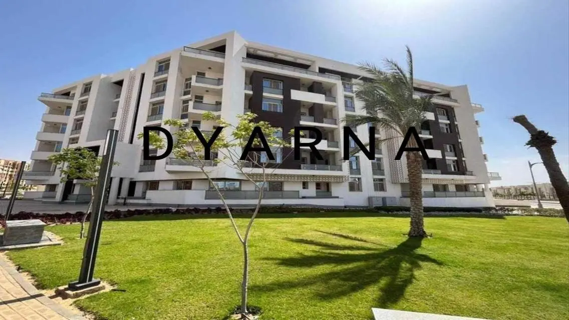 Luxury Ready-to-Move Apartment in Investment Mall