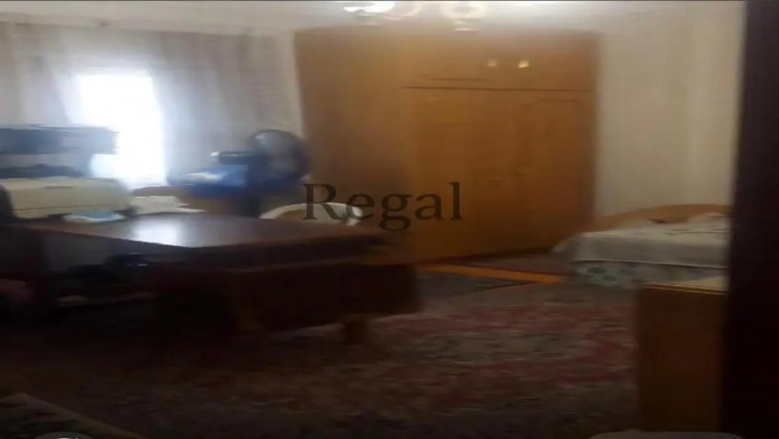 شقة فاخرة للبيع في منطقة وندسور