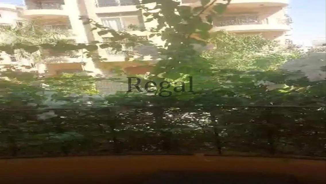 شقة فاخرة للبيع في منطقة وندسور