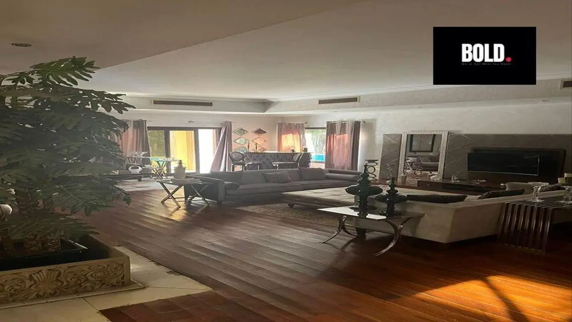 Luxury Villa for Sale with Private Pool and Garden