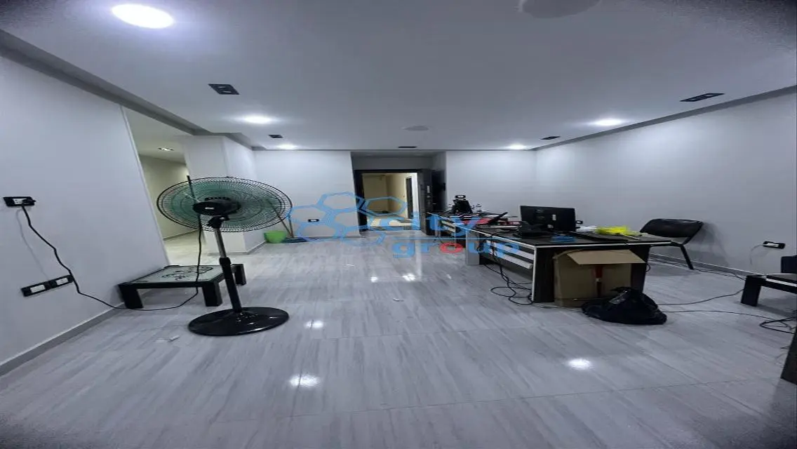 Office for Rent - 150 Square Meters in a Prime Location