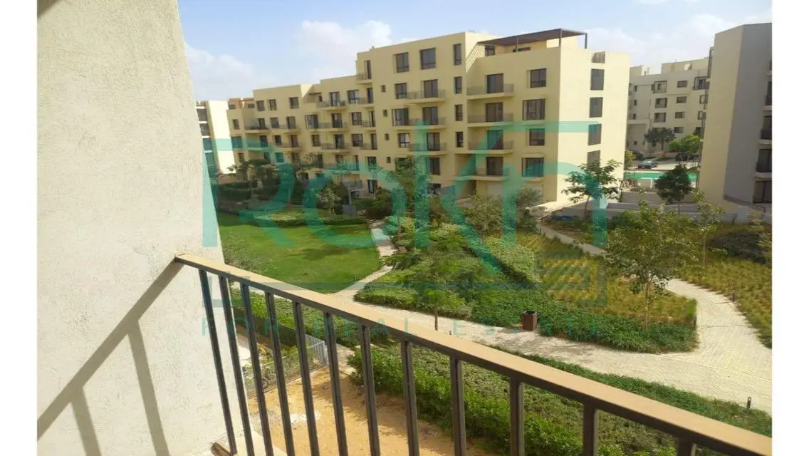 فيلا فاخرة للبيع بـ 12,000,000 جنيه مع مسبح خاص وحديقة