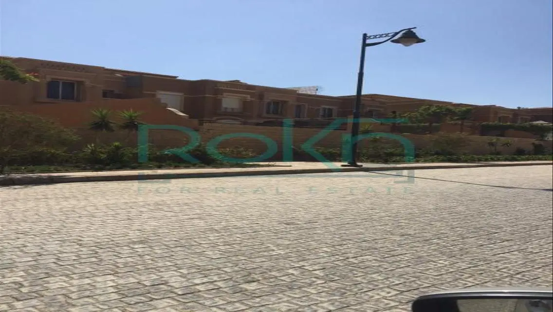 فيلا فاخرة مع مسبح وأمن شامل